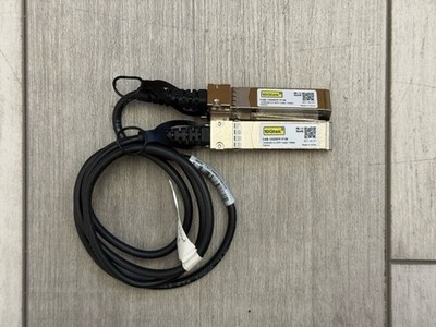 10Gtek  CAB-10GSFP-P1M Passive Direct Attach Copper Twinax Cable - Used
