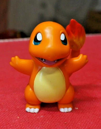 rare figurine pokemon SALAMECHE 7 cm 1999 nintendo