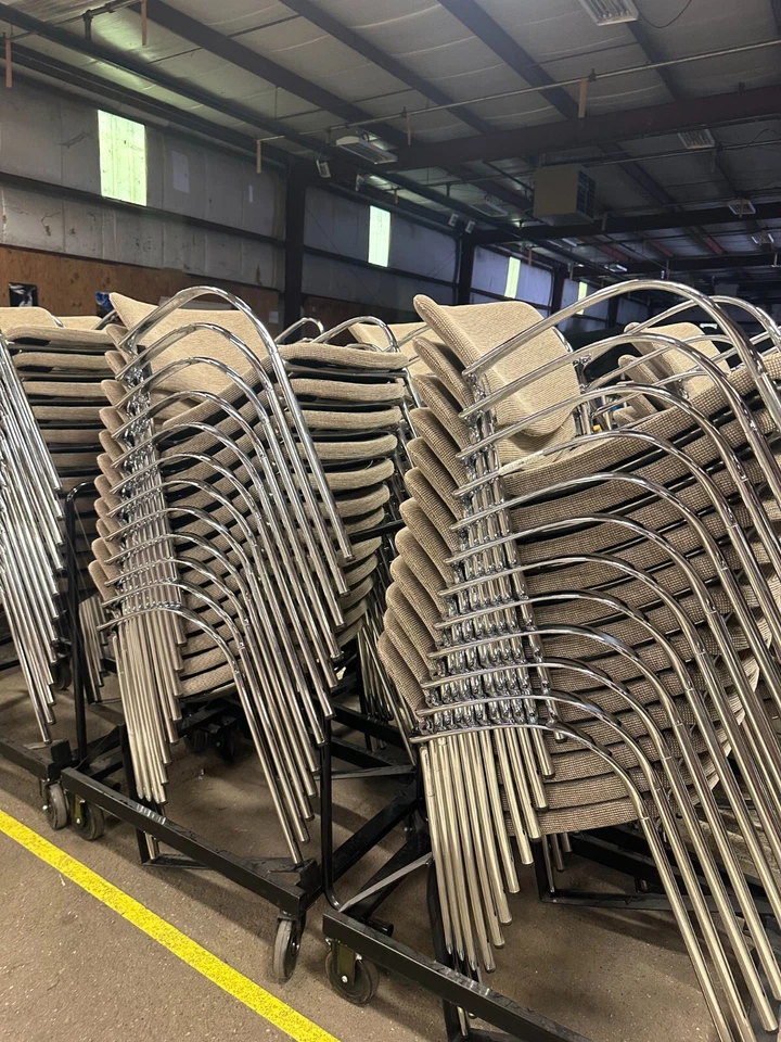 Juego de 4 sillas de bienvenida Stylex modernas ideales para un comedor, restaurantes, etc. Foto 3 de 3