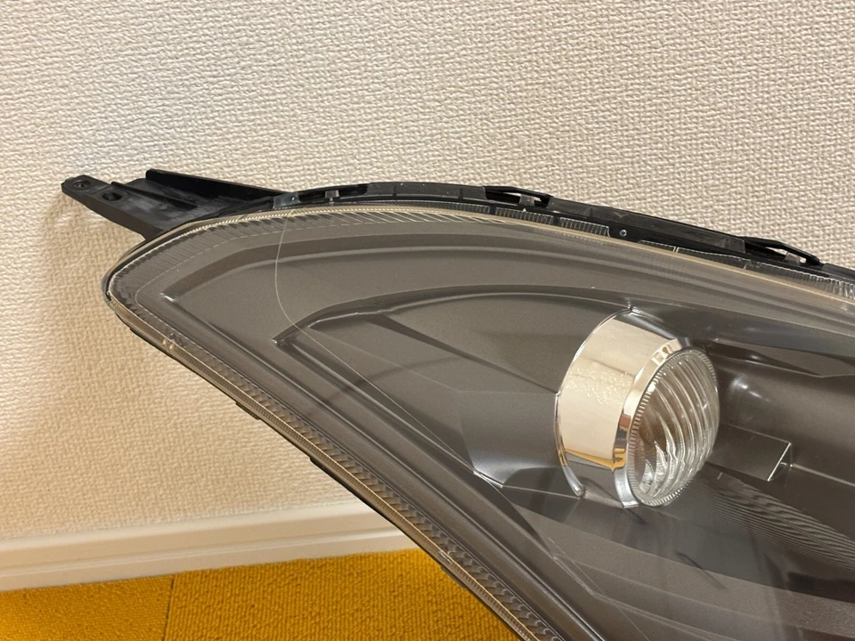 Suzuki Genuine Swift Sport 2012-2017 HID Xenon Headlight Lamp Right OEM JDM - Image 2 of 4