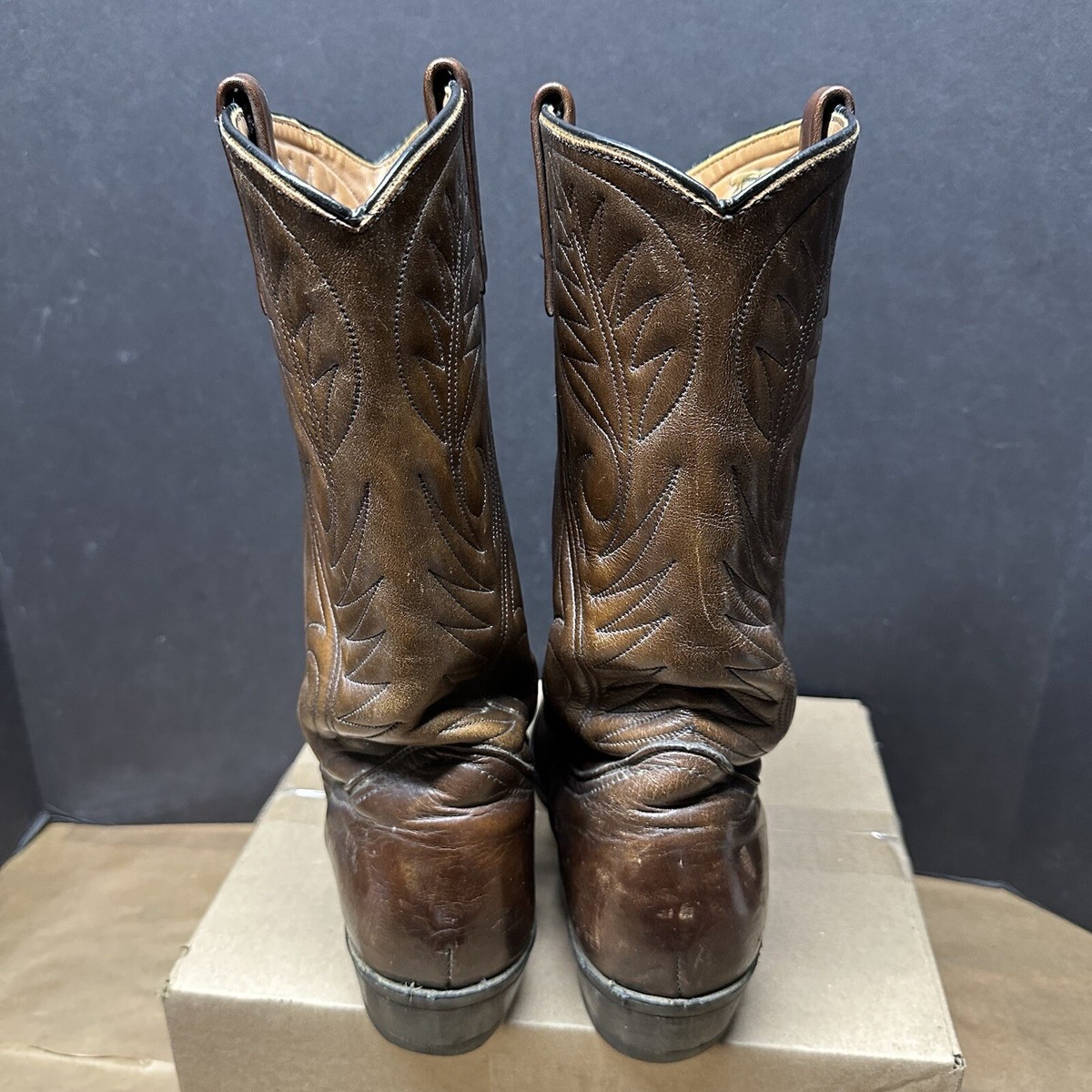 Vintage 80’s Red Wing Pecos 9801 Brown Leather Cowboy Boots Made in USA Size 8.5 Lucky Score! (Red Wing Pecos 9801) : r/cowboyboots main image 2