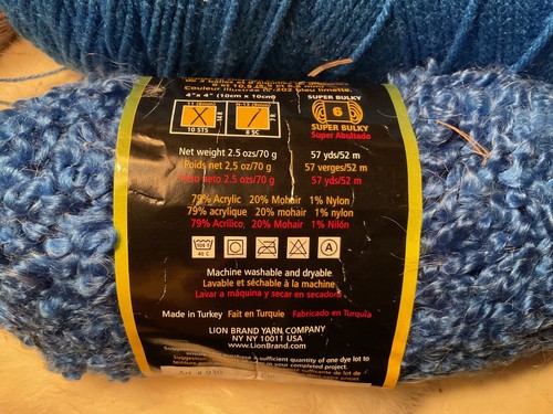 LION BOUCLE YARN/BLUEBERRY/6 CHUNKY/57 YD/2.5 OZ - Picture 5 of 5