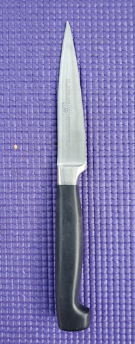 Zwilling J.A. Henckels Solingen Germany Paring Knife 31070 - 100 mm 4"
