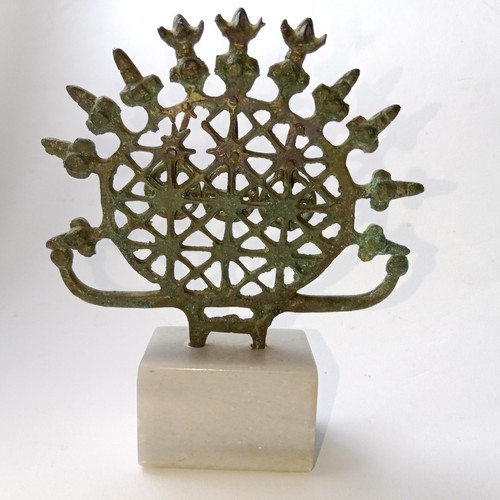 Sculpture emblème Hittite Disque solaire en bronze sur Socle Marbre - Picture 10 of 11