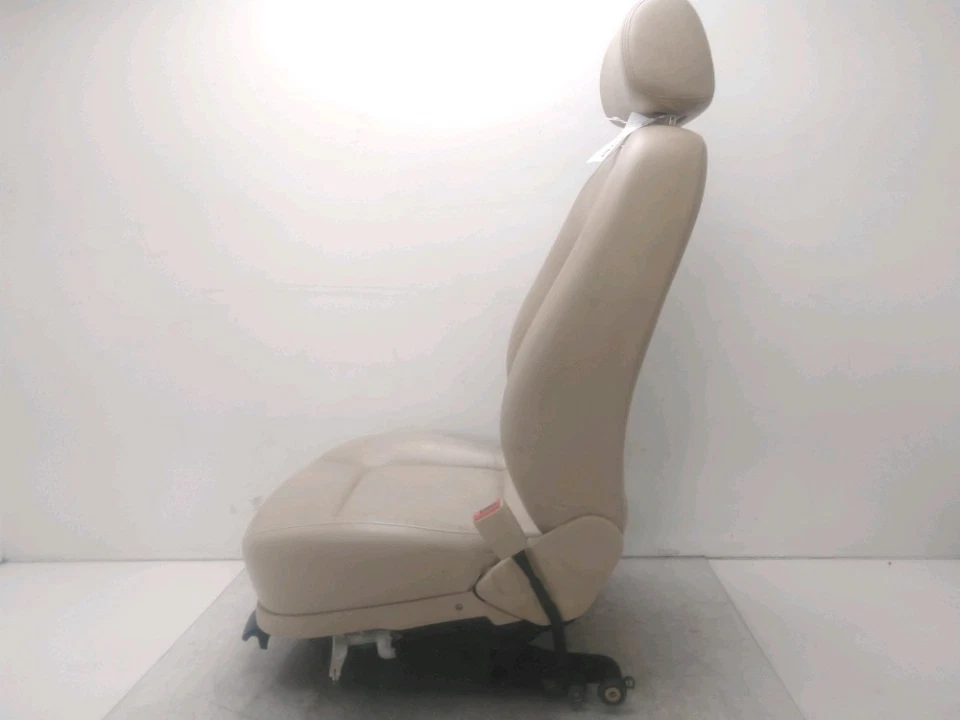 SIEGE AVANT DROIT ( PASSAGER ) Volkswagen New Beetle (9C1/9G1) 2003 1C0881776F - Photo 2/4