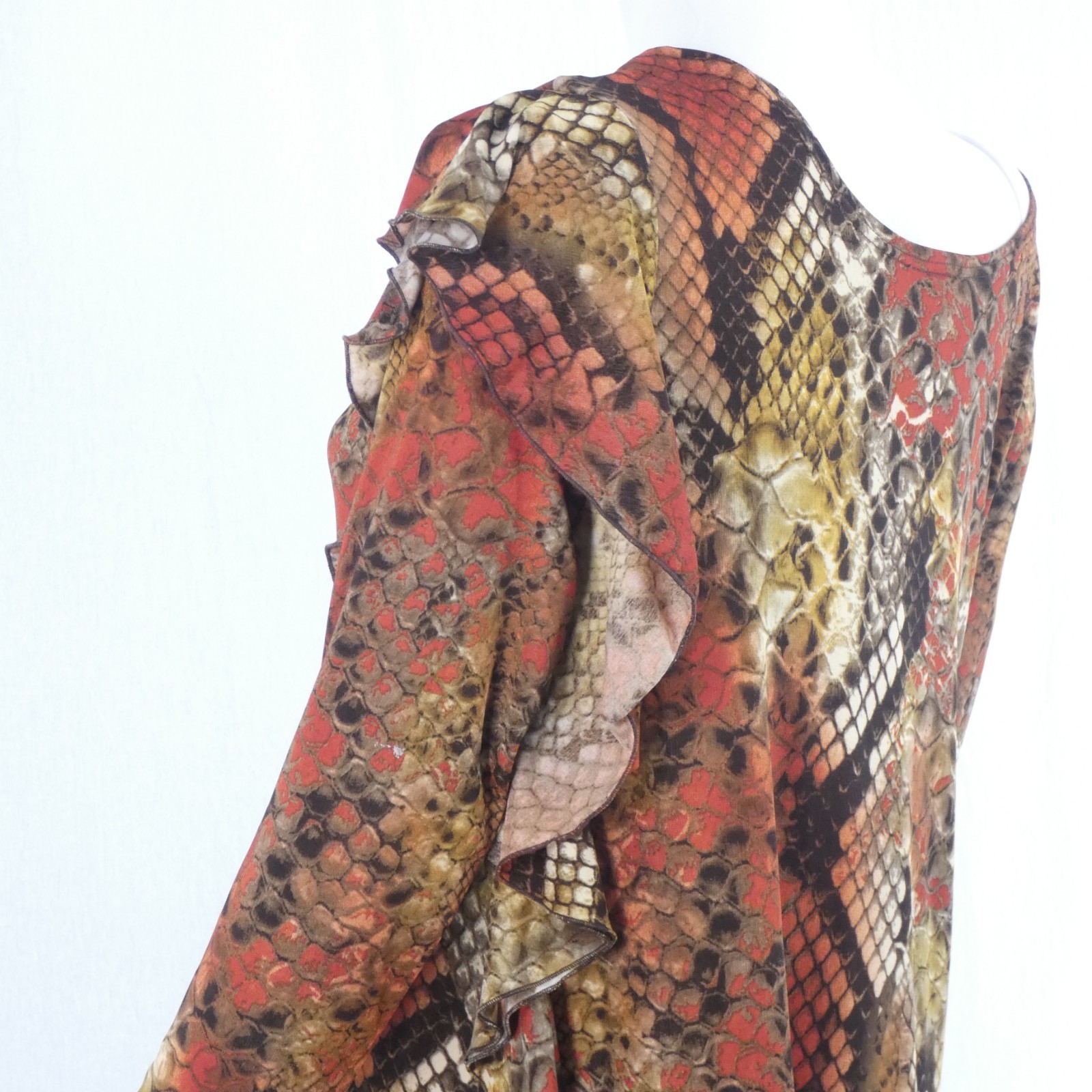 Snake Python Blouse Silky Jersey Long Sleeve Fril… - image 8