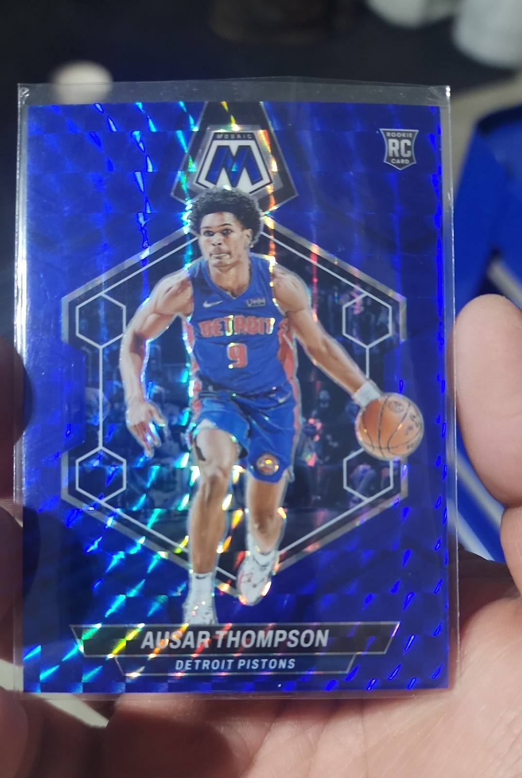 2023-24 Panini Mosaic - Rookies Ausar Thompson #226 Blue Mosaic Prizm /199 (RC)