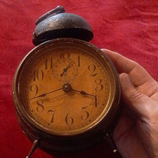 Junghans mechanischer Glockenwecker Jugendstil ca. 1910, Metall, analog rund
