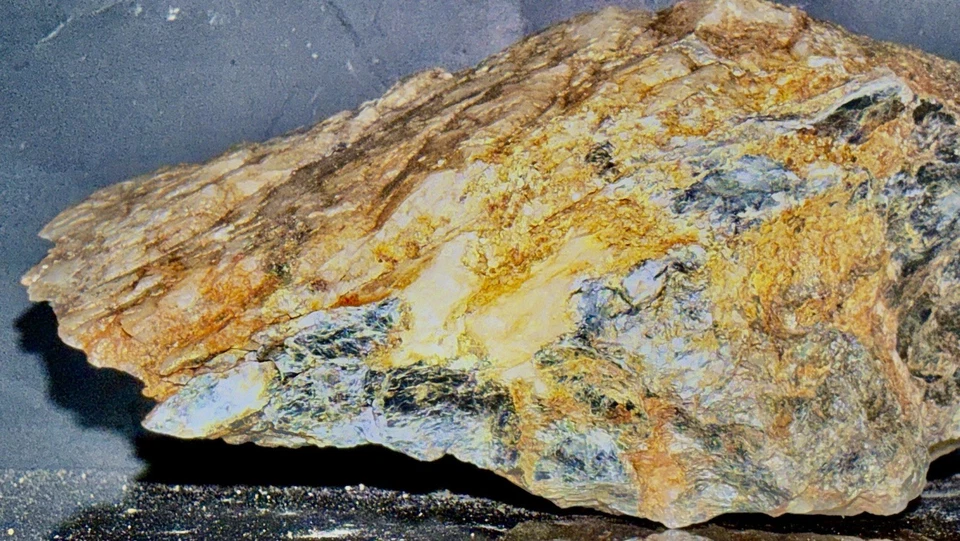 HIGH GRADE-HIGHLY MINERALIZED-GOLD-SILVER-PLATINUM ORE FROM  THE MOTHERLODE - Image 3 of 4