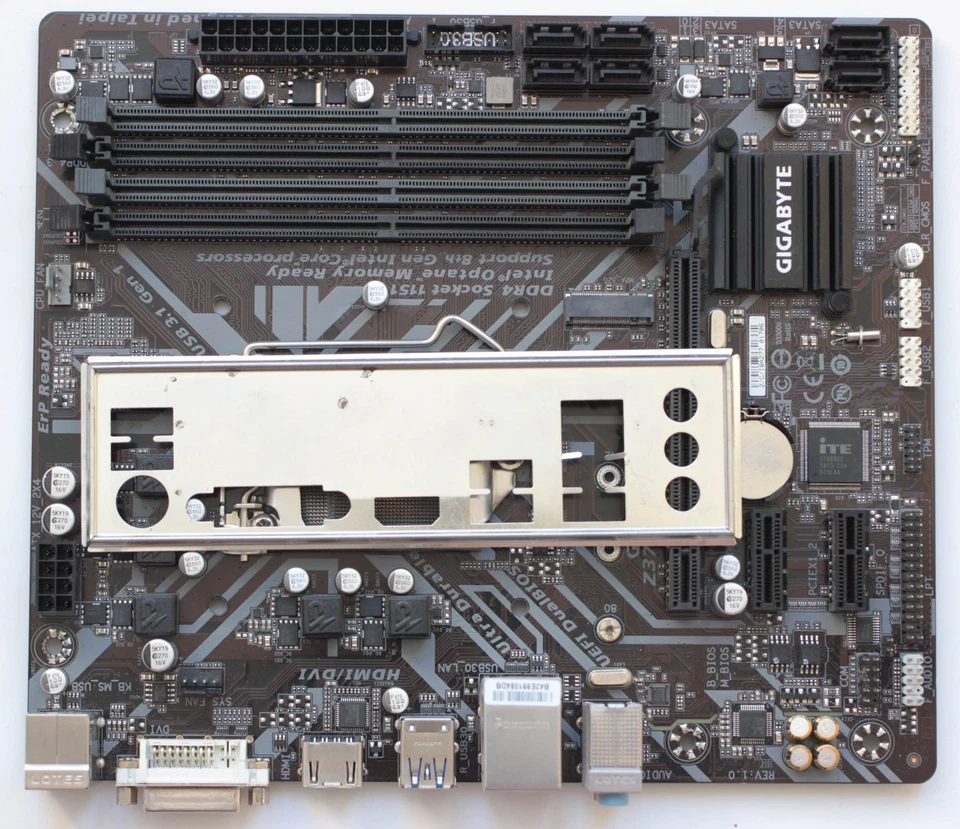 GIGABYTE Z370M DS3H LGA1151 DDR4 MOTHERBOARD - I/O SHIELD - TESTED - Image 3 of 3