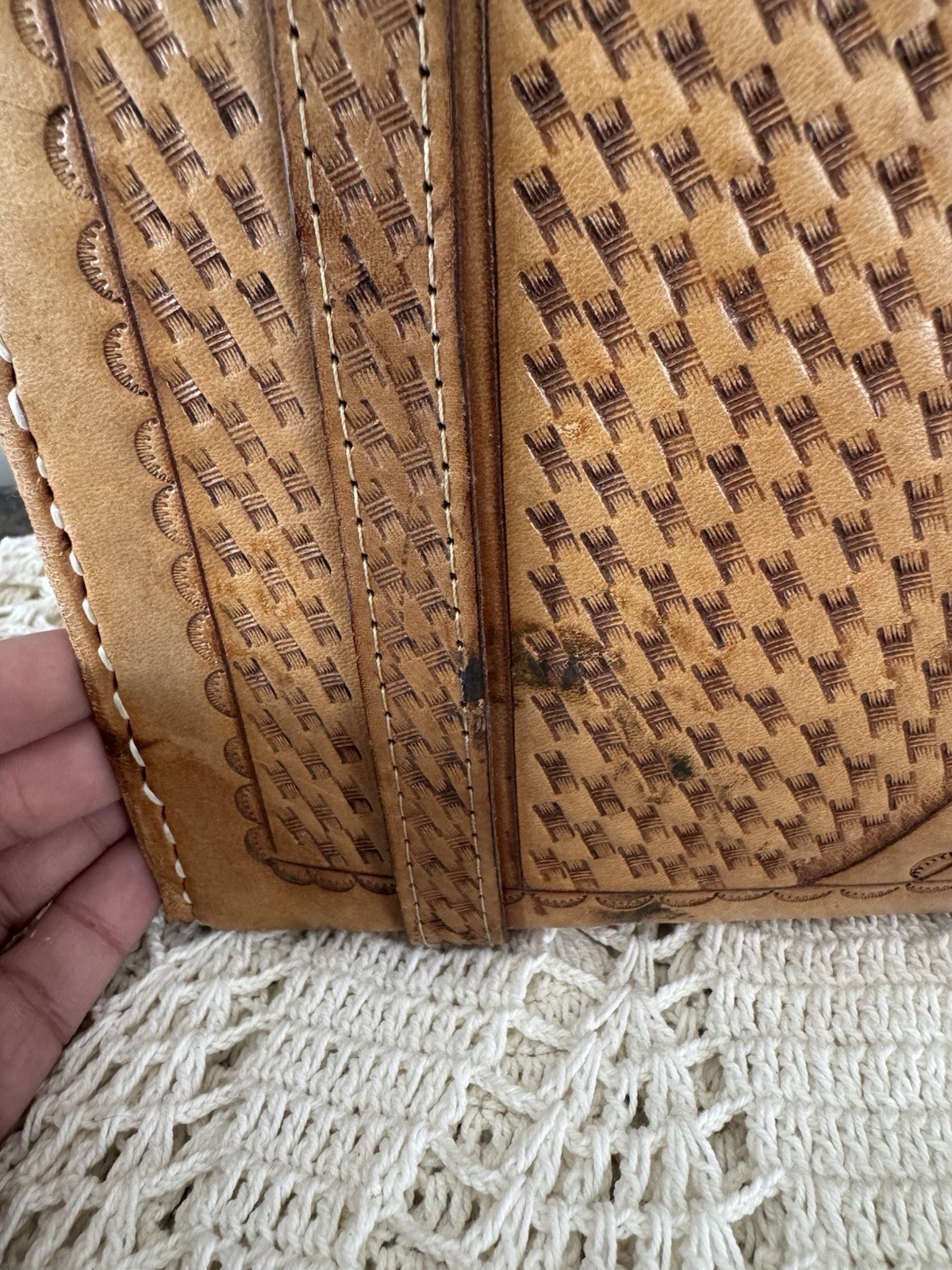 Vintage American West Hand-tooled 100percent Leather Doctor Style Duffle Bag  Western image 10
