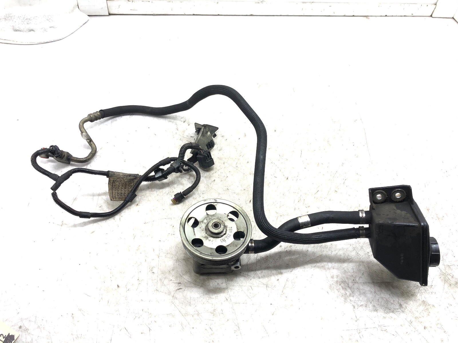 2014-2019 MASERATI GHIBLI 3.0L V6 AUXILIARY WATER PUMP OEM.