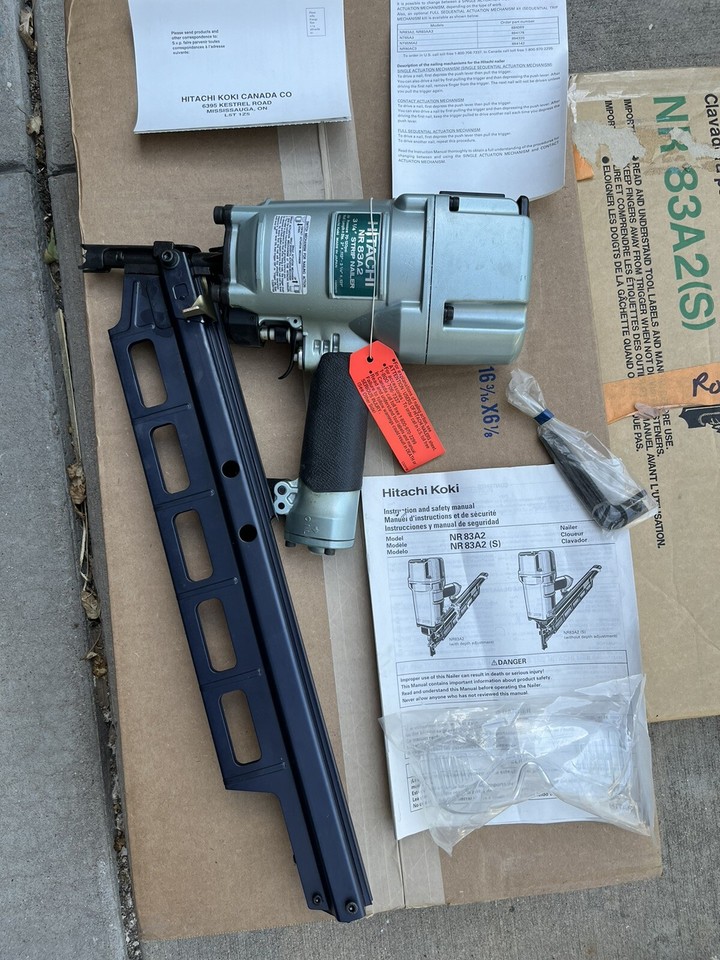 Hitachi Koki NR83A2 31/4" Round Head Strip Framing Nailer (Made in