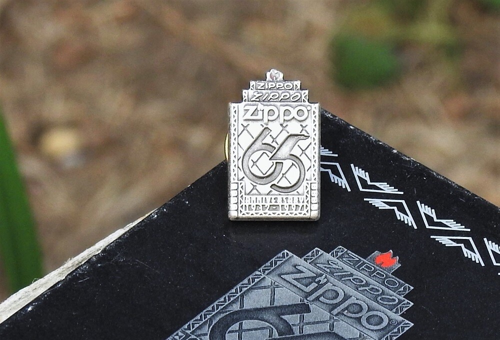 ZIPPO anniversary ピンバッジ 5個セット Zippo Lighter - 65th Anniversary Tie Tack or Lapel Pin - Limited