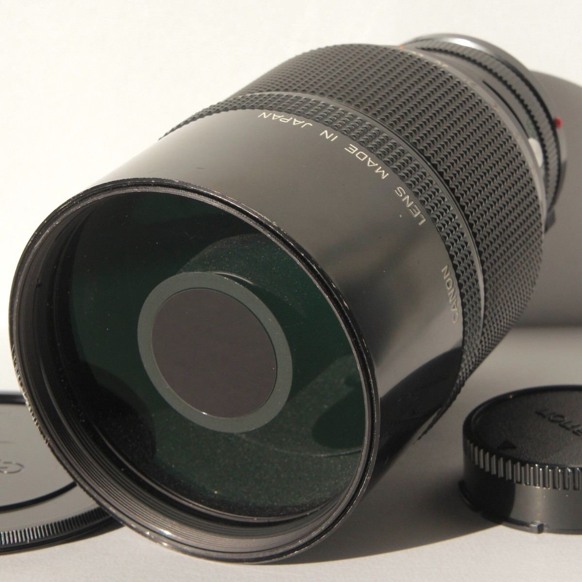 Canon NFD 500mm f/8 Reflex Mirror Telephoto Lens FD Mount with 
