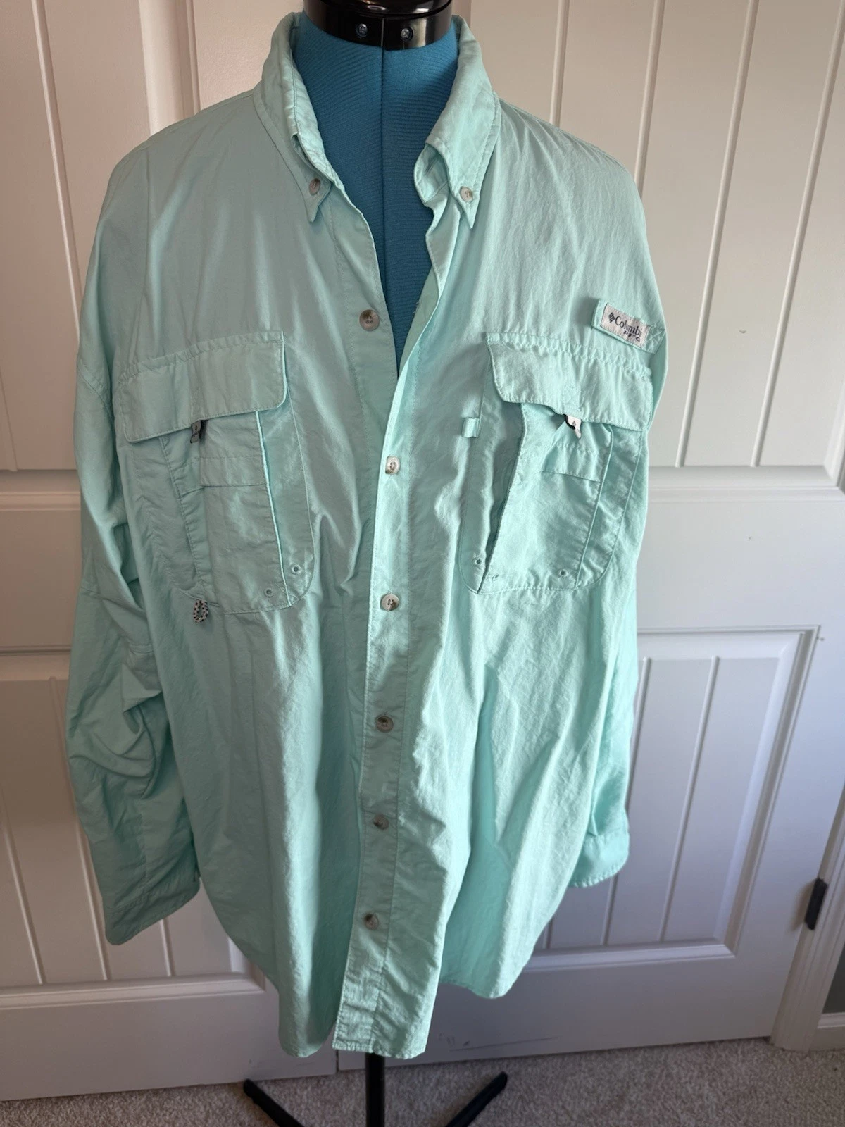 Columbia PFG Shirt Men L Blue Roll Tab Sleeves Fishing Vented EUC Omni shade
