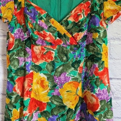 emanuel ungaro green dress Fall 1988-89 Ungaro Couture Green & Gold Silk Metallic Dress – Shrimpton  Couture