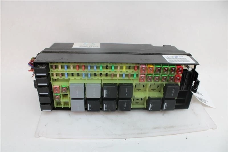 CAJA DE FUSIBLES Land Rover LR4 2010 10 2011 11 2012 12 2013 13 CH2214290BB 1149990 Foto 4 de 4