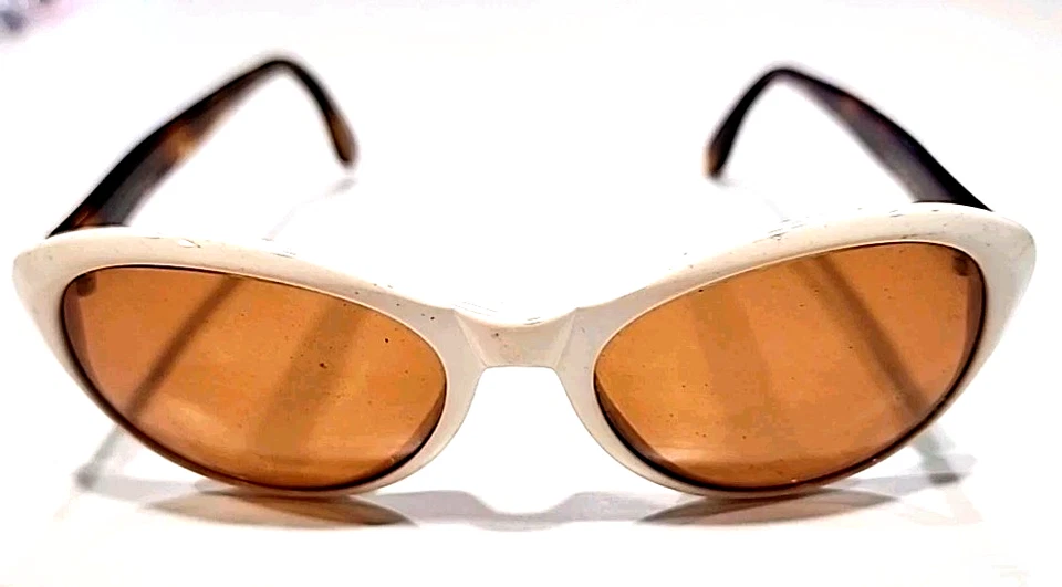 Gafas de sol Calvin Klein CK618S pequeñas blancas tortuga marrón ojos de gato Italia Foto 2 de 4