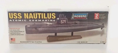 LINDBERG 1/300 SCALE '' U.S.S. NAUTILUS ATOMIC SUBMARINE 571 '' PLASTIC KIT 70884