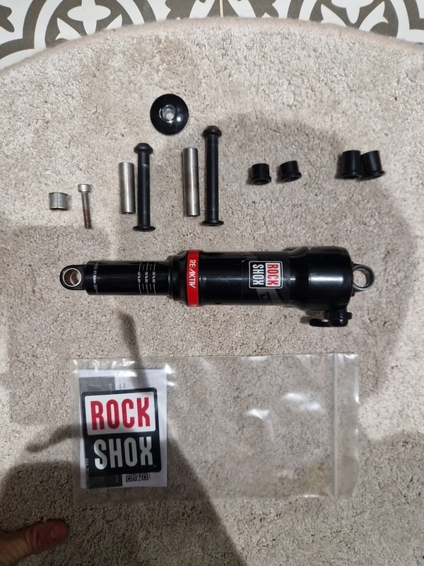 Rockshox Deluxe Re-active Rear Shock