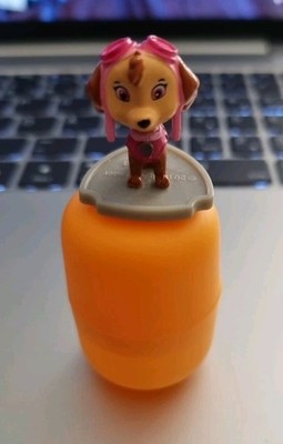 Skye  Figuren aus der PAW-Patrol Serien an. Alle sind unbespielt!!!