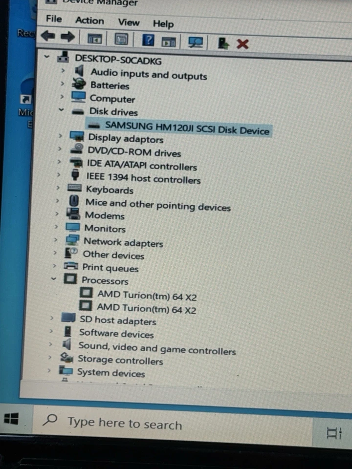 Compaq Presario V3000 Laptop 2GB RAM 120GB HDD – For Parts or Repair NO charger - Image 2 of 4