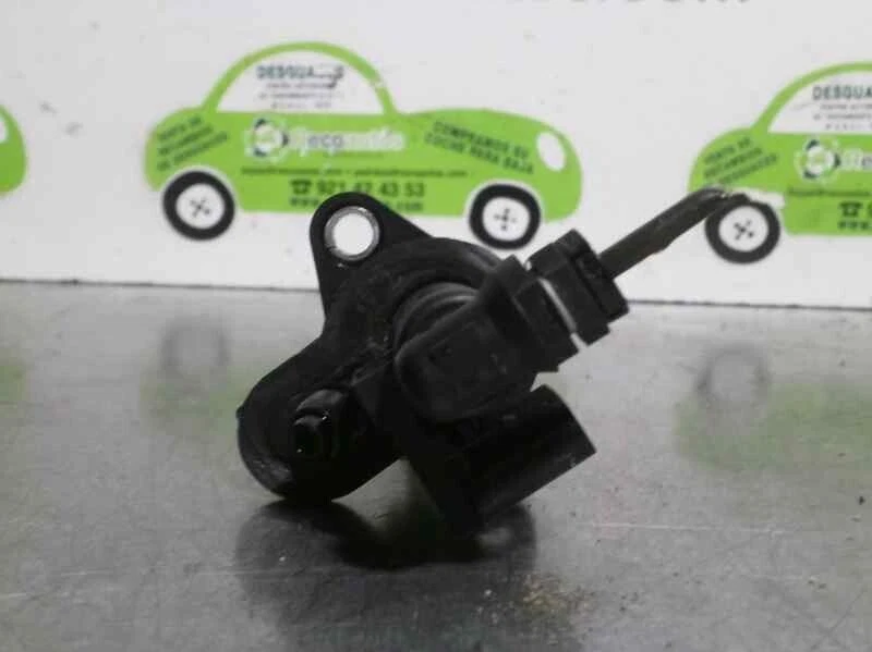 6R0721388D pompe d embrayage pour SEAT IBIZA IV (6J5 6P1) 1.0 TSI 2008 1833665 - Photo 2/4