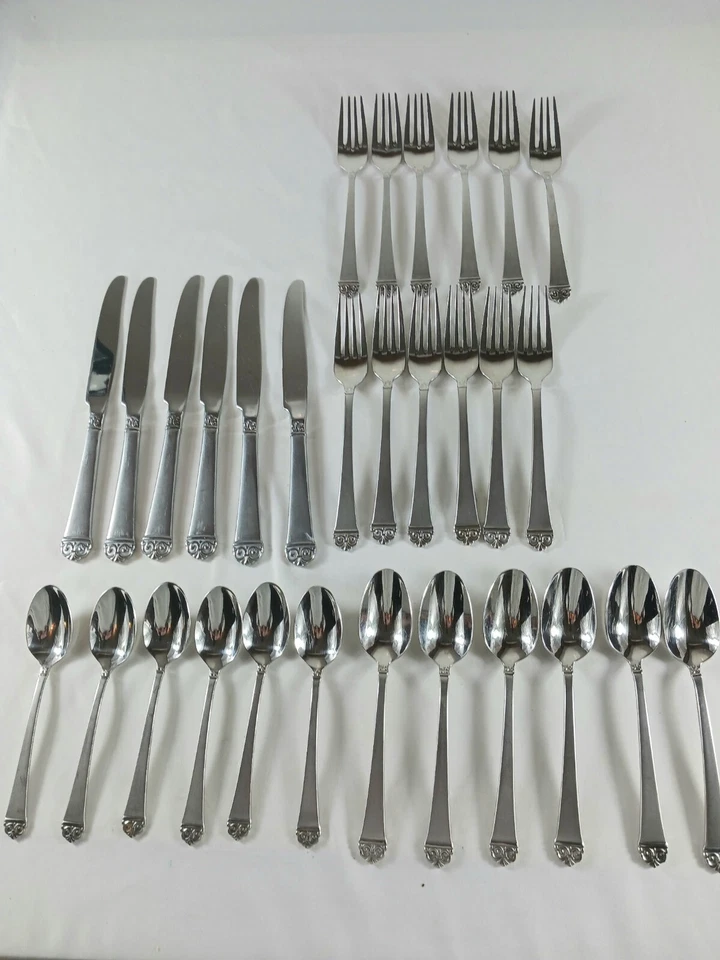 Conjunto de louça Oneida Bianco 30 peças. Aço inoxidável. Feito no Vietnã. - Imagem 3 de 4