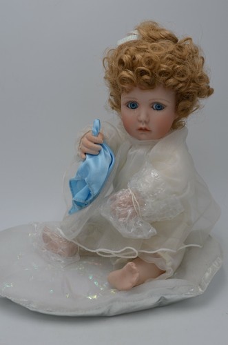 NIB Ashton Drake Heavenly Inspirations Doll Every Cloud Has a Silver Lining COA - Picture 6 of 12