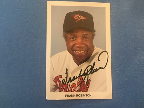 Frank Robinson Signed Postcard Baltimore Orioles Autograph MVP AL NL HOF PSA/DNA - 第 1/2 張圖片