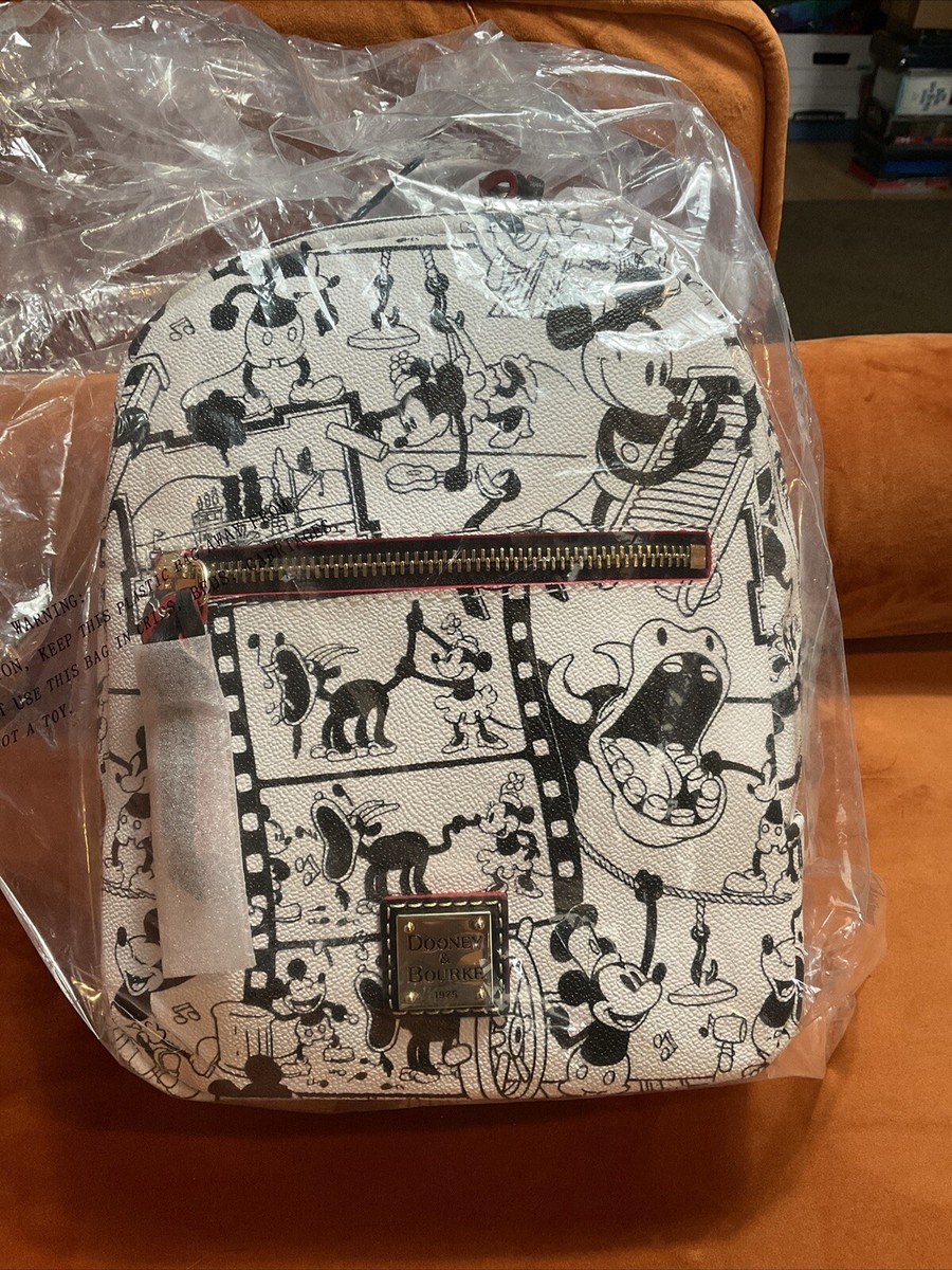 LIMITED EDITION (NEW): Steamboat Willie Dooney & Burke backpack m_63421e3f81078ad40f815bfc.jpg main image 3