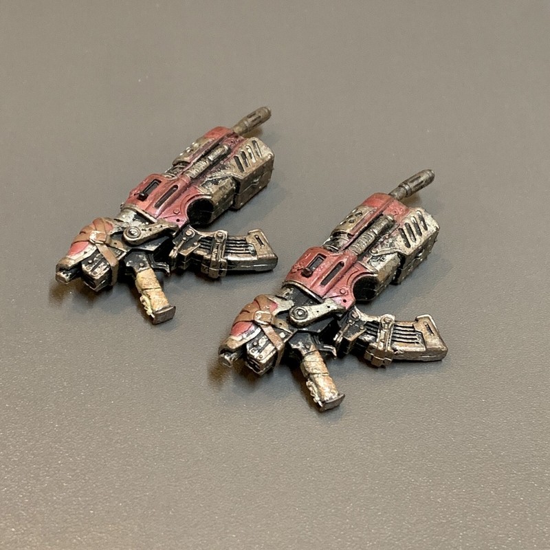 Lot of 2 Toy Gun Weapons accessories for 7'' Gears Of War Action Figure Rare #8