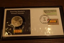 1994 U.S. Veterans Commemorative set includes VietNam Veterans Memorial