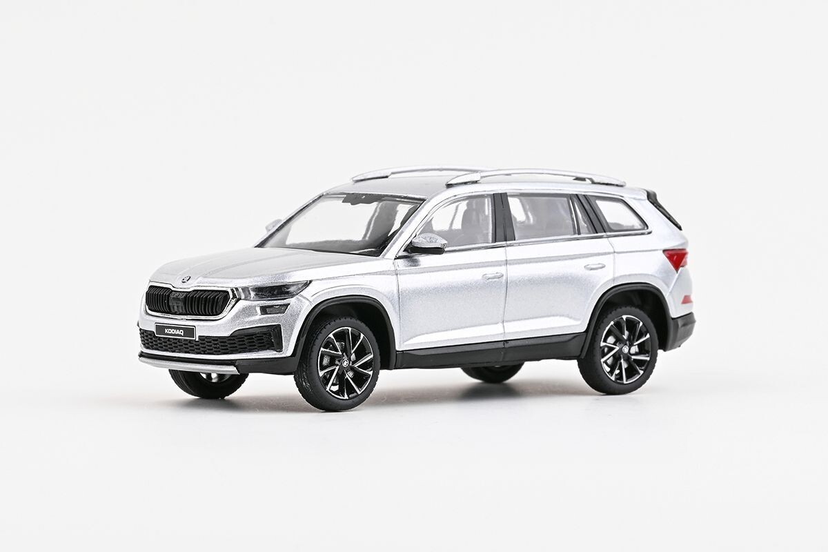 Skoda Kodiaq FL 2021 miniature 1/43 Abrex, idée cadeau pour collectionneur