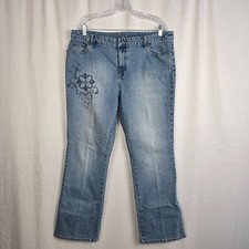 Style  Co Boot Cut Jeans Women's 18 Blue Light Wash Embroidered Cotton Blend