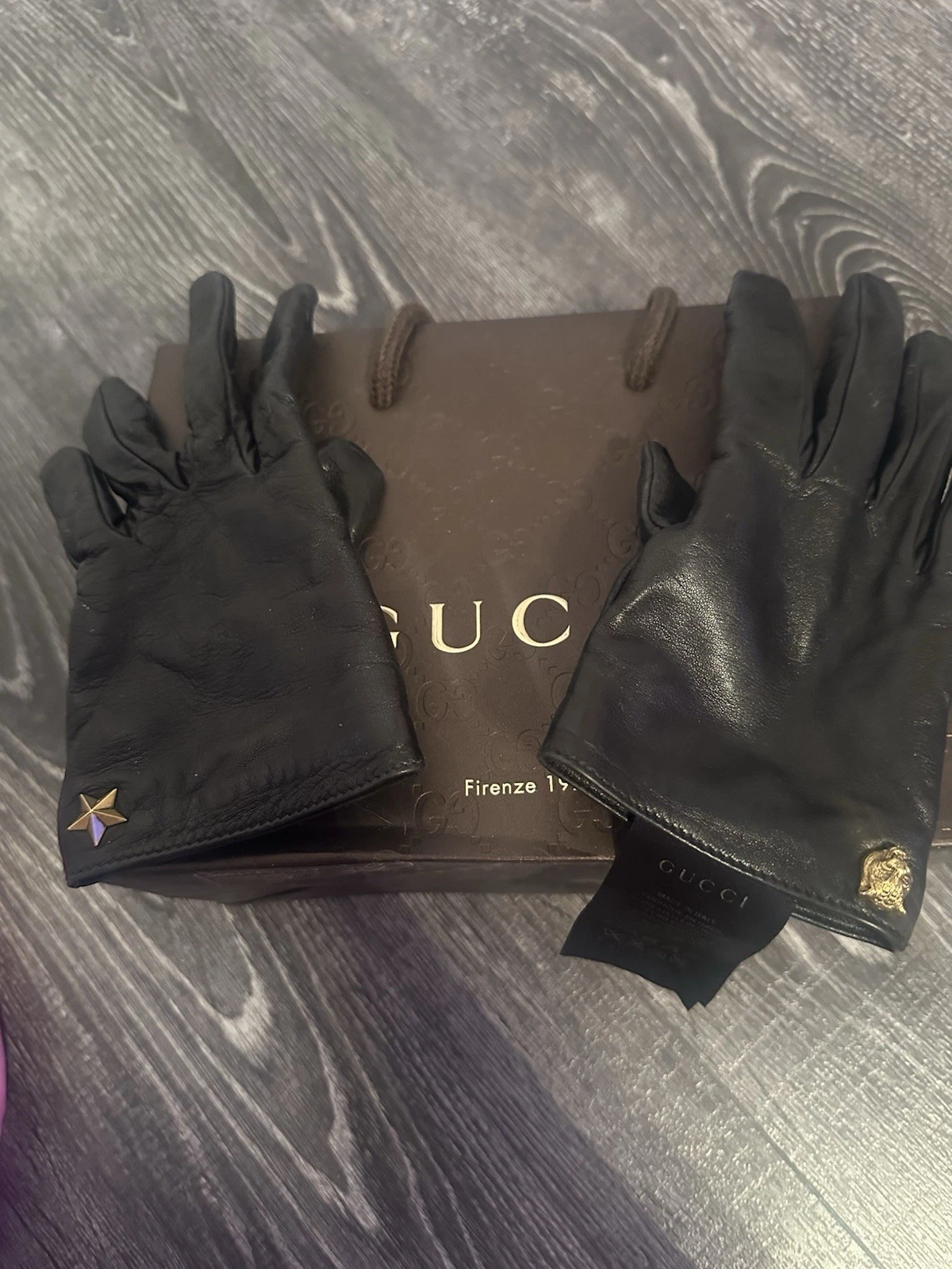 Authentic Gucci leather Gloves Size 7