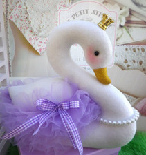 Super schöner Schwan Dekoration Ostern Tier Puppe  wie Tilda