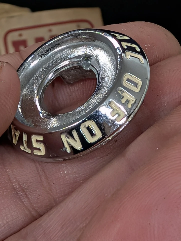 NUEVO 1954 1955 MERCURY MONTEREY MONTCLAIR 1 1/6" INTERRUPTOR DE ENCENDIDO BISEL FAC-11584A Foto 4 de 4