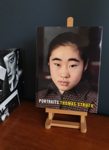 Portraits by Thomas Struth (Hardcover, 1998) Rare Photo book Schirmer/Mosel - Picture 1 of 10