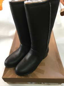 ugg brooks tall 7
