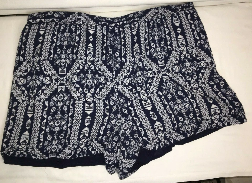 Pantalones Cortos Xhilaration Estampado Azul y Blanco Completamente Forrados Rayón L EC! Foto 2 de 4