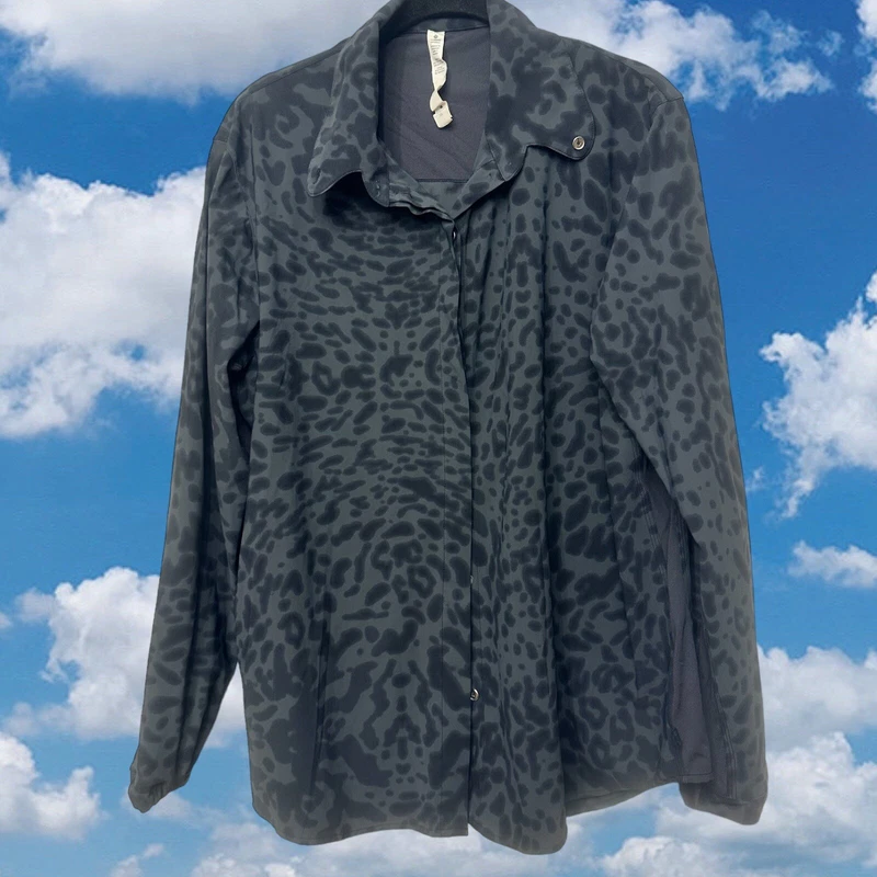 lululemon day trip blouse button-up deep coal animal shirt