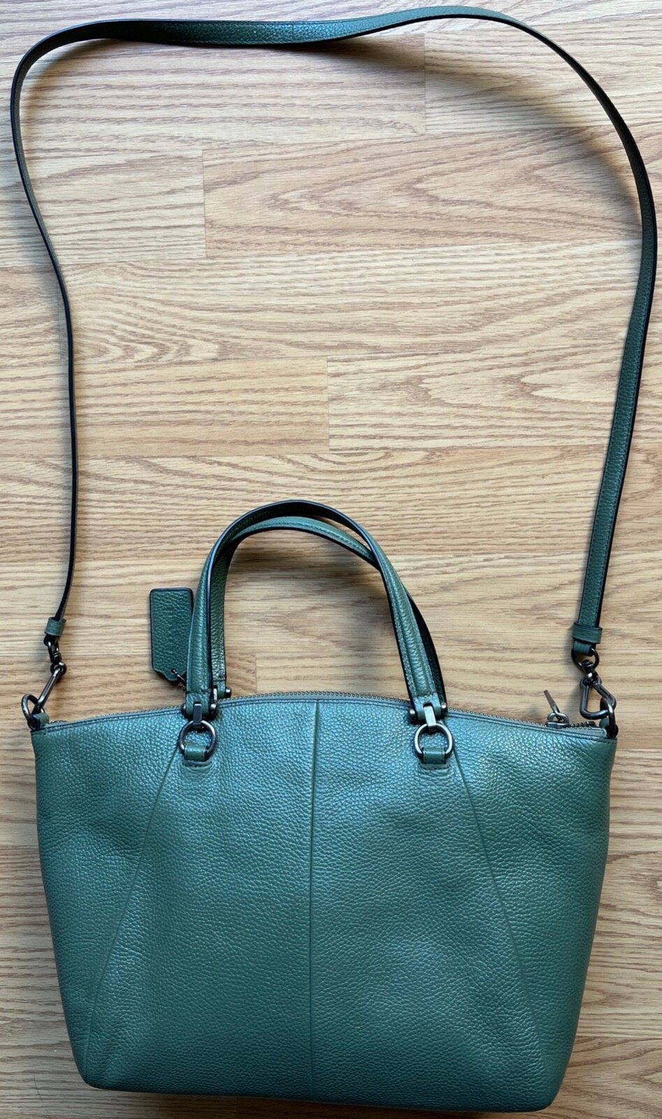 COACH Womens Leather Pocketbook with Shoulder Strap Gem