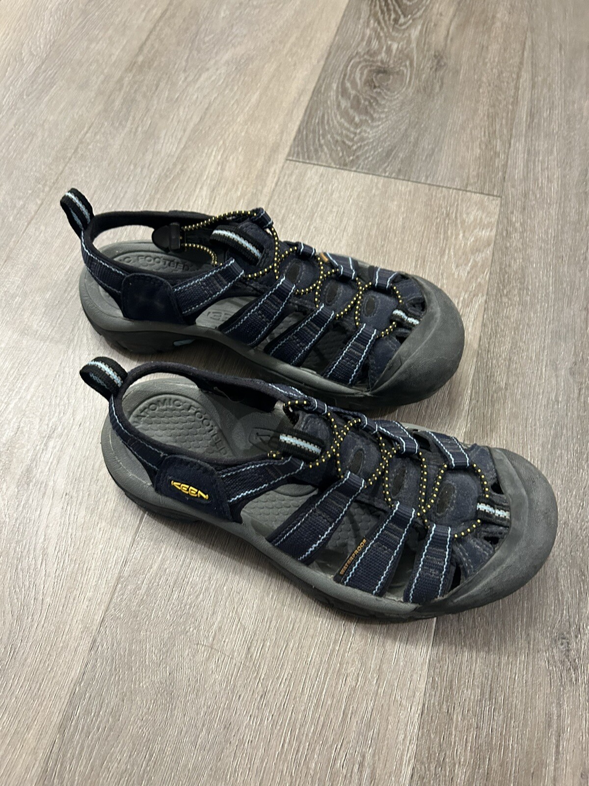 Sandali da trekking blu Keen taglia 7 5 da donna impermeabili taglia 7 5 scarpe da esterno