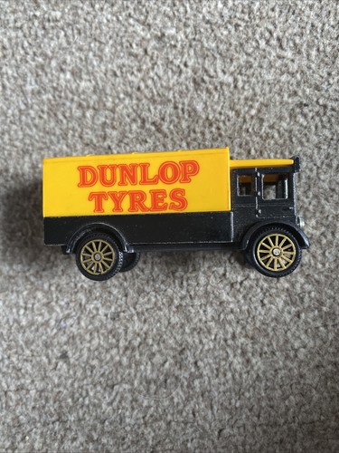 Corgi toys Vinatge bundle of 6 cars - Picture 4 of 13