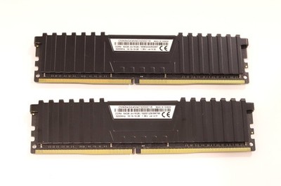 Corsair 32GB (2x16GB) PC4-25600 DDR4-3200MHz RAM P/N: CMK64GX4M4C3200C16 Tested