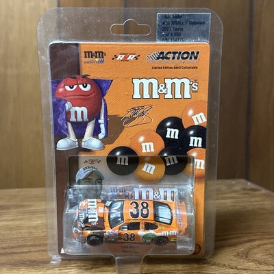 Elliott Sadler #38 M&M's Halloween 2003 NASCAR Action 1/64 Diecast