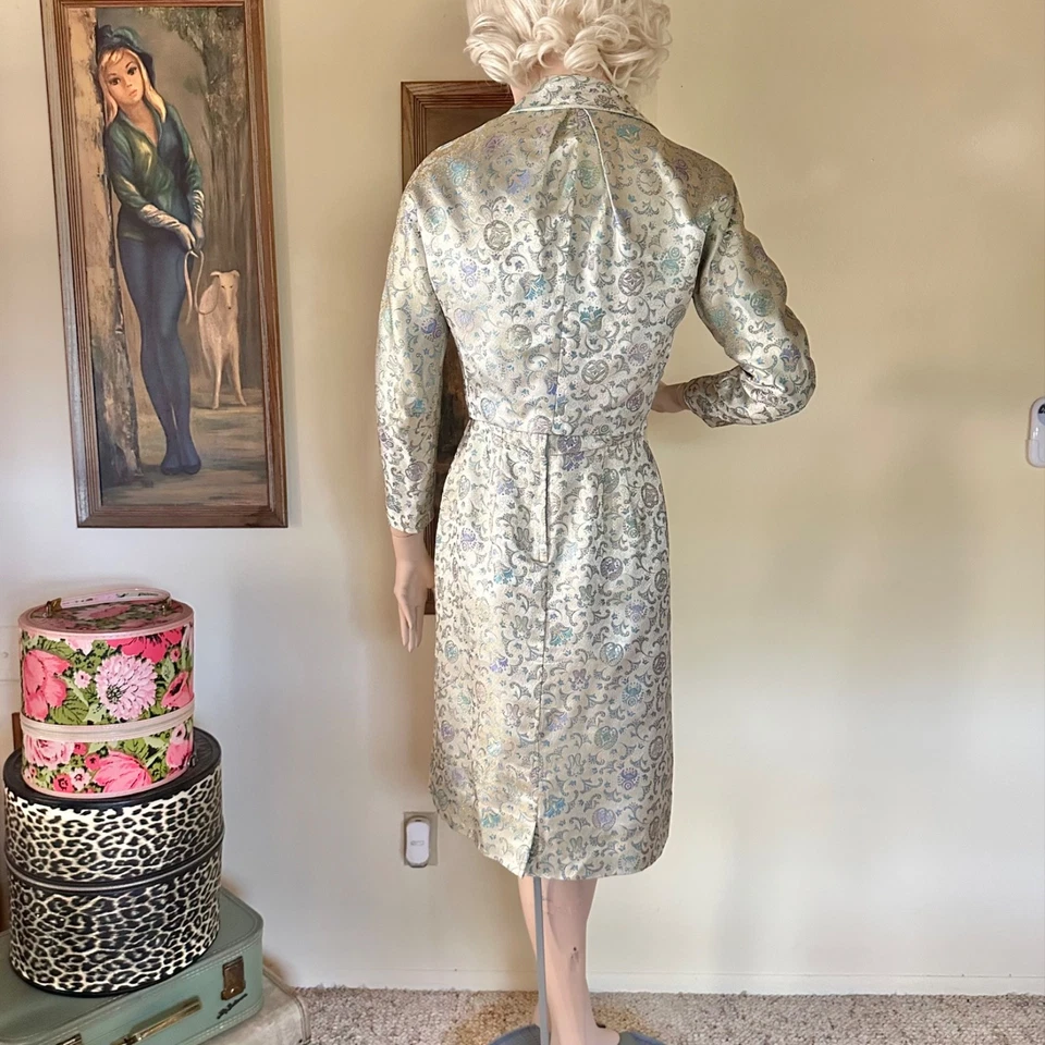 Vintage 1950s Ice Blue & Gold Brocade Holiday Cocktail Wiggle Dress Jacket Set M - Image 4 of 4