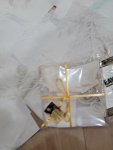 Vintage Damen Taschentücher Paket 125 Hochzeit Spitze. Shades of White. - Bild 14 von 19